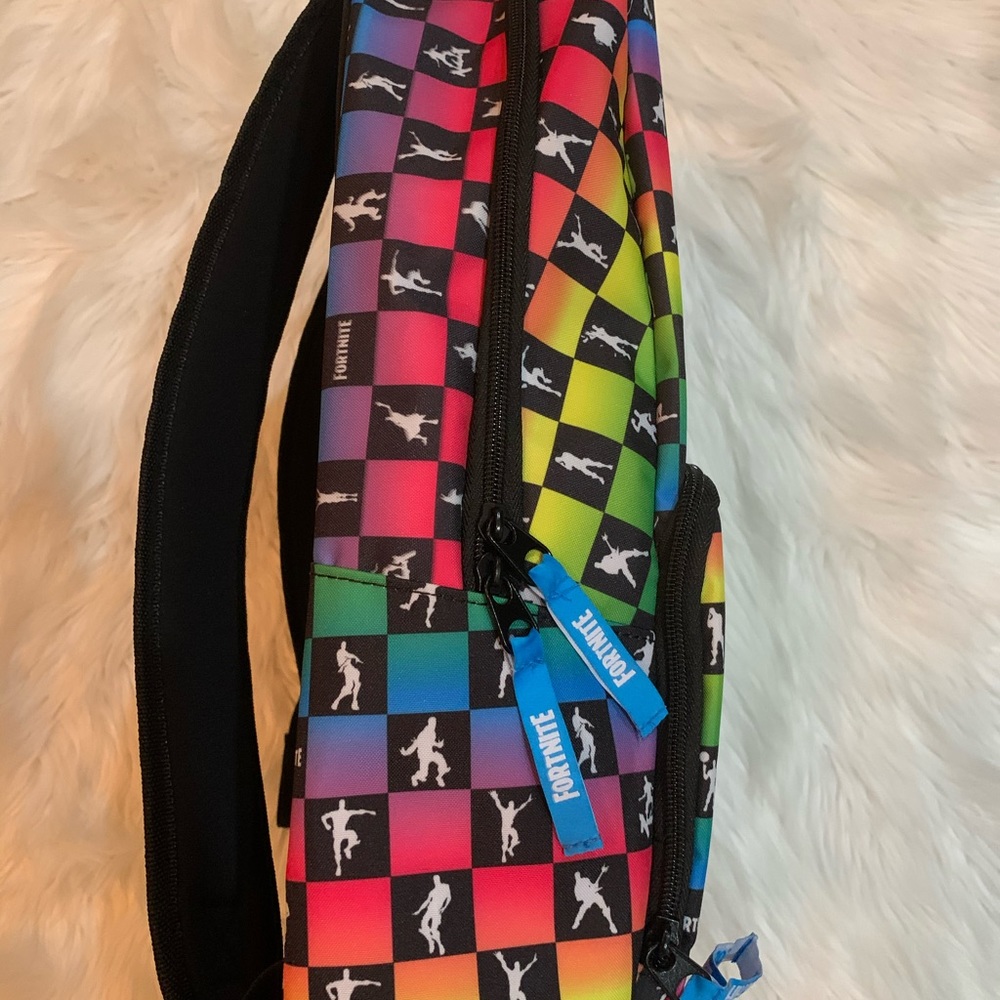 Backpack - Picture 5 of 5